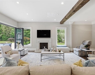 5965 Riverside Drive - Photo Thumbnail 17