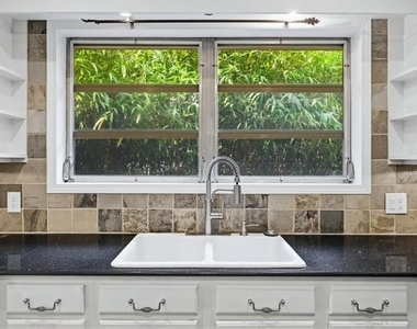 1513 Melrose Drive Sw - Photo Thumbnail 11