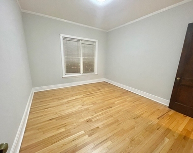 4452 N Winchester Avenue - Photo Thumbnail 6