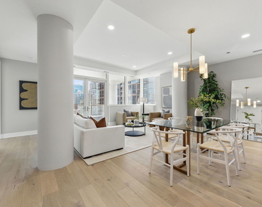 146 W Erie Street - Photo Thumbnail 3