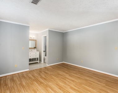1405 Kennesaw Trace Nw - Photo Thumbnail 20