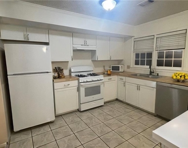 1405 Kennesaw Trace Nw - Photo Thumbnail 6