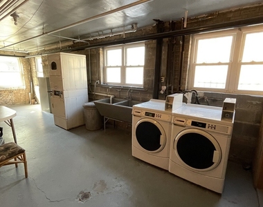 6106 N Damen Avenue - Photo Thumbnail 17