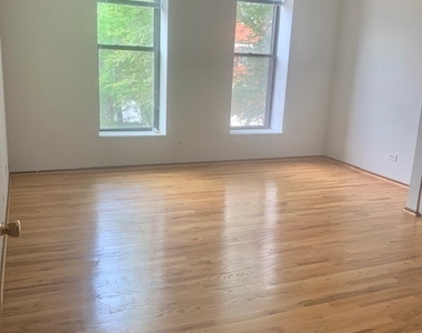 3055 N Sheffield Avenue - Photo Thumbnail 17
