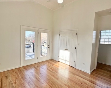 3000 W Flournoy Street - Photo Thumbnail 5