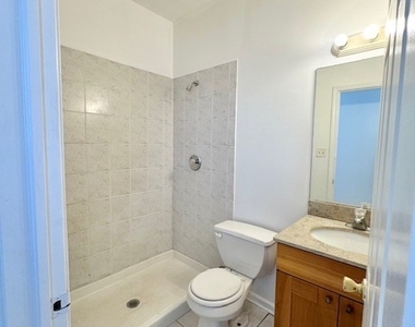 3000 W Flournoy Street - Photo Thumbnail 9