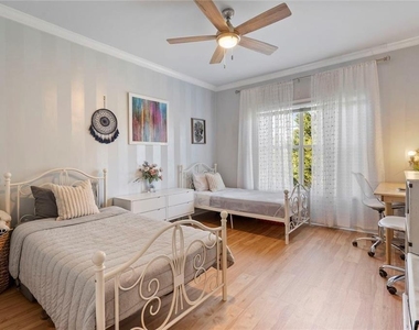 3636 Habersham Road Nw - Photo Thumbnail 16