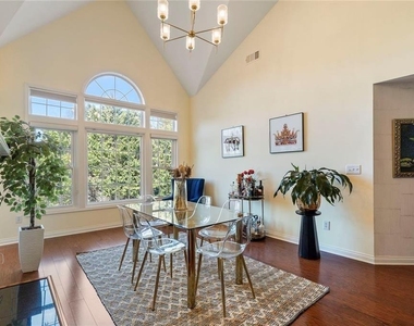 3636 Habersham Road Nw - Photo Thumbnail 5