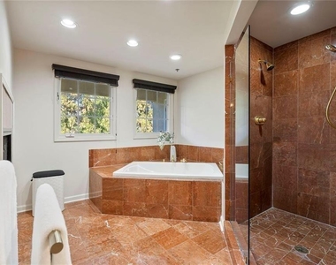 3636 Habersham Road Nw - Photo Thumbnail 28