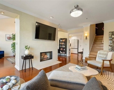 3636 Habersham Road Nw - Photo Thumbnail 8