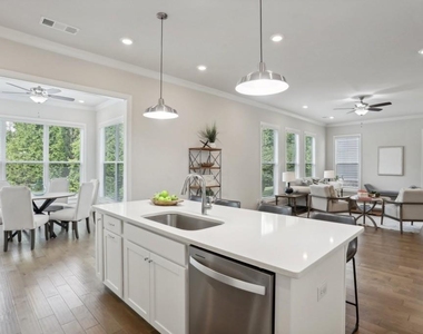 1445 Calvert Lane - Photo Thumbnail 7