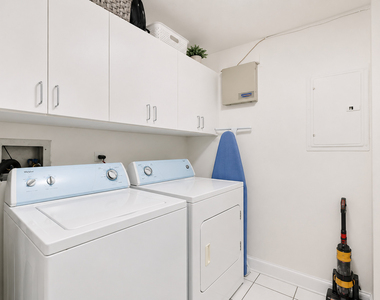 1453 W Irving Park Road - Photo Thumbnail 14