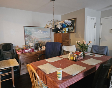 4424 Euclid Avenue - Photo Thumbnail 5