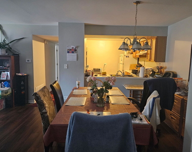 4424 Euclid Avenue - Photo Thumbnail 6