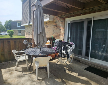 4424 Euclid Avenue - Photo Thumbnail 14