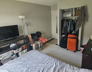 4424 Euclid Avenue - Photo Thumbnail 9
