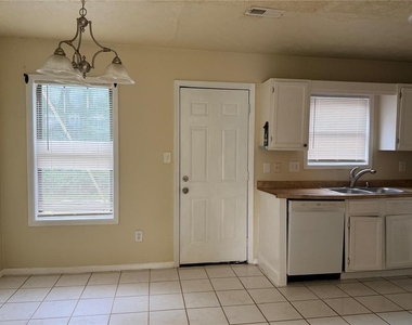 61 Caboose Court - Photo Thumbnail 8