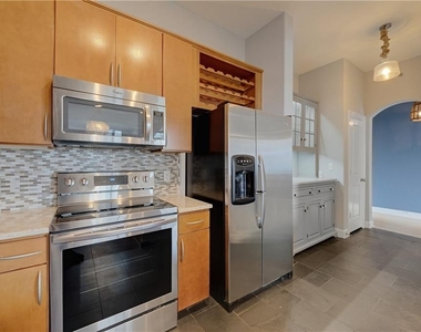 3445 Stratford Road Ne - Photo Thumbnail 14