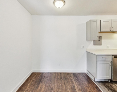6000 N Winthrop Avenue - Photo Thumbnail 5