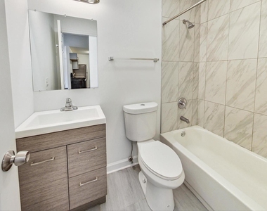 6000 N Winthrop Avenue - Photo Thumbnail 15