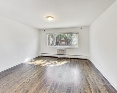 6000 N Winthrop Avenue - Photo Thumbnail 2