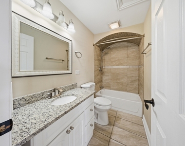 810 Superior Street - Photo Thumbnail 7