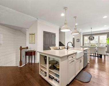 1289 Park Bench Place - Photo Thumbnail 4