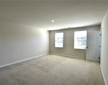 8421 Limerick Lane - Photo Thumbnail 19