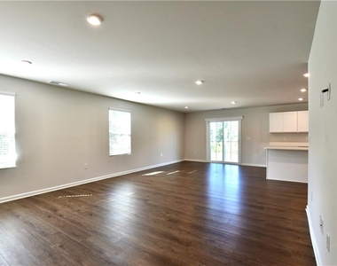 8421 Limerick Lane - Photo Thumbnail 5