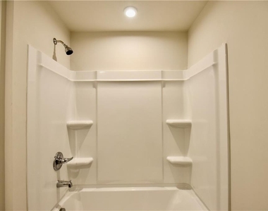 8421 Limerick Lane - Photo Thumbnail 16