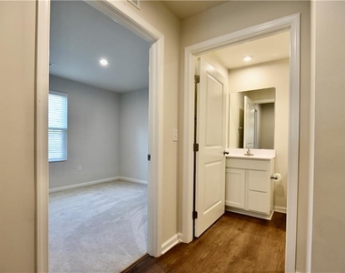 8421 Limerick Lane - Photo Thumbnail 13