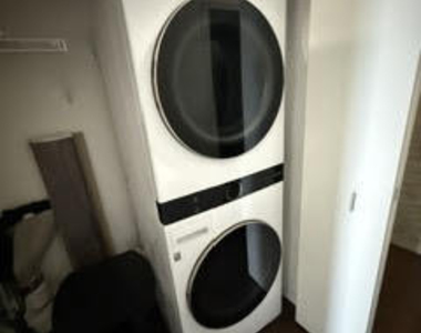 235 W Van Buren Street - Photo Thumbnail 7