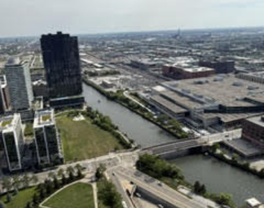 235 W Van Buren Street - Photo Thumbnail 9