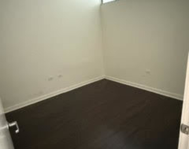 235 W Van Buren Street - Photo Thumbnail 5