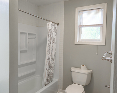 1105 E Florida Avenue - Photo Thumbnail 10