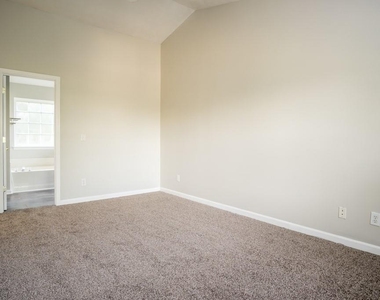 1078 River Plantation Drive - Photo Thumbnail 25