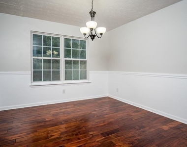 1078 River Plantation Drive - Photo Thumbnail 11