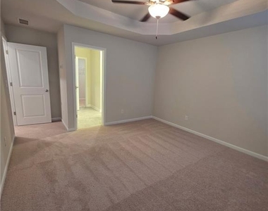 6386 Sundowner Place - Photo Thumbnail 13