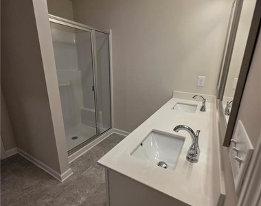 6386 Sundowner Place - Photo Thumbnail 12