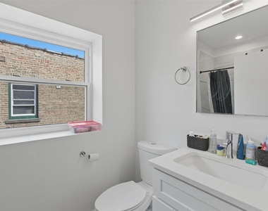 4937 N St. Louis Avenue - Photo Thumbnail 8