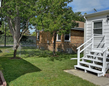 2140 Dobson Street - Photo Thumbnail 16