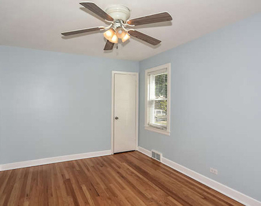 2140 Dobson Street - Photo Thumbnail 7