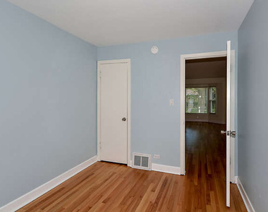 2140 Dobson Street - Photo Thumbnail 8