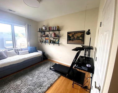2236 W Armitage Avenue - Photo Thumbnail 9