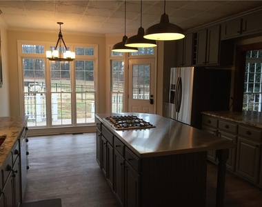 7070 Derby Court - Photo Thumbnail 11