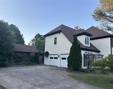 7070 Derby Court - Photo Thumbnail 13
