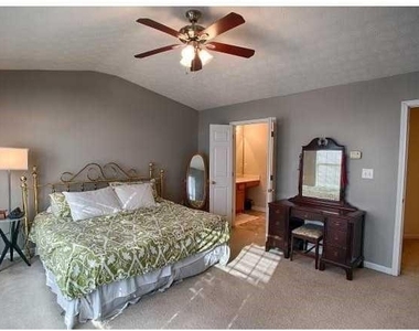 3816 Dandridge Way - Photo Thumbnail 6
