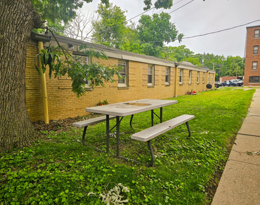 86 Lincoln Avenue - Photo Thumbnail 14