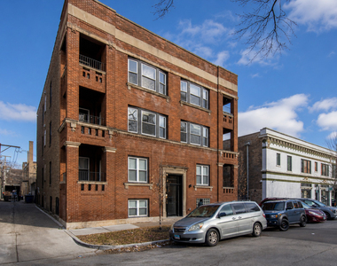 5310 S Harper Avenue - Photo Thumbnail 12