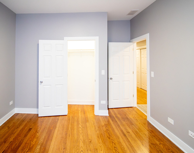 5310 S Harper Avenue - Photo Thumbnail 4